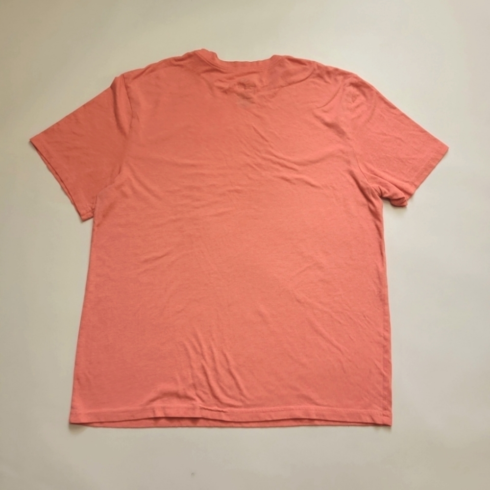 Athletic Works performance t-shirt large (42-44)